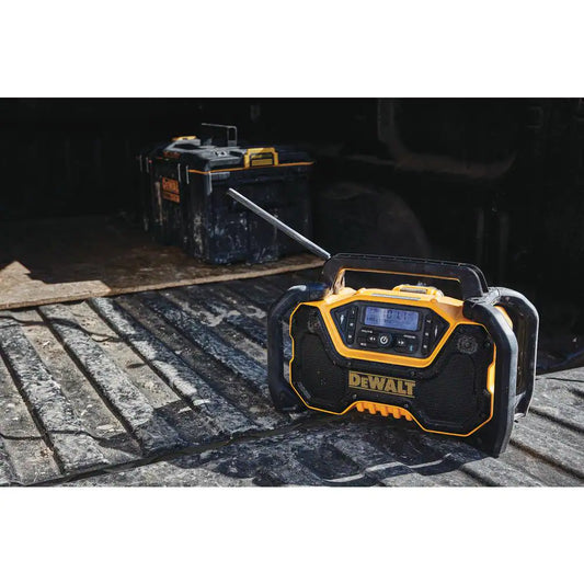 DCR028B 20-Volt MAX Compact Bluetooth Radio (Tool Only)